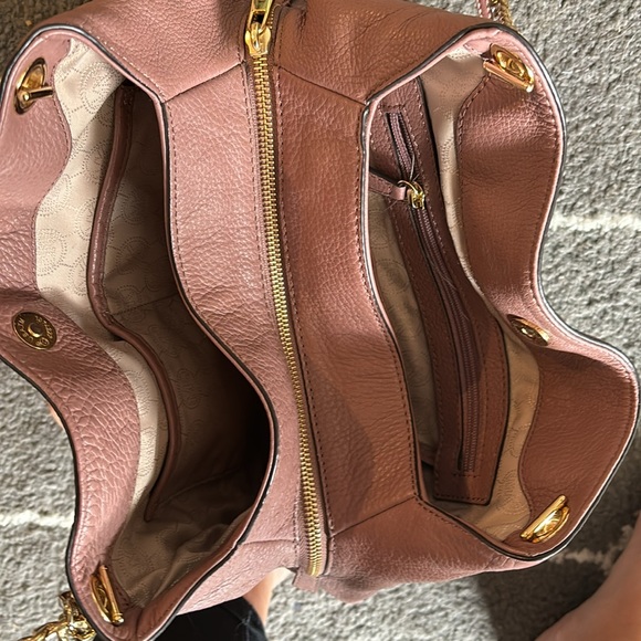 Michael Kors Handbag- Mauve with Gold Accents - Picture 5 of 13